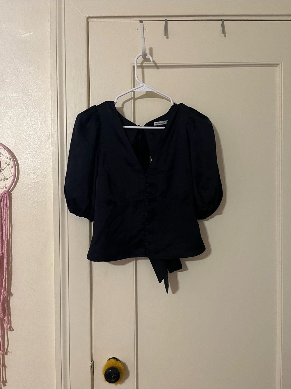 Abercrombie & Fitch Black Puff-Sleeve V-Neck Blouse